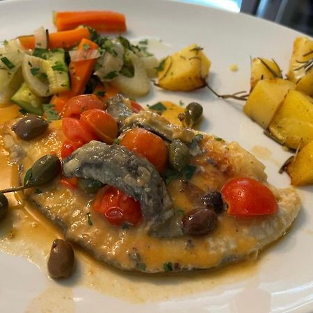 Hotel Ristorante Della Posta , Cama Eksteriør bilde